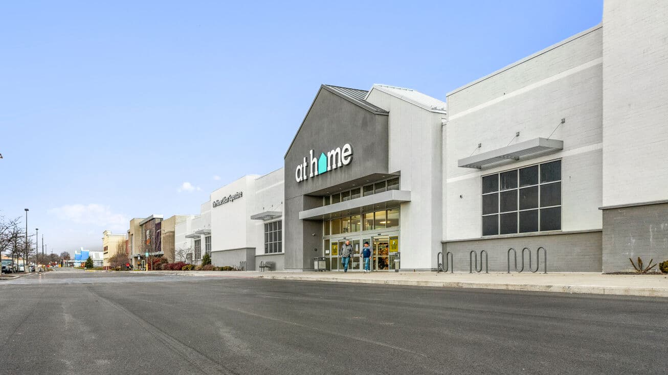 At Home Plaza